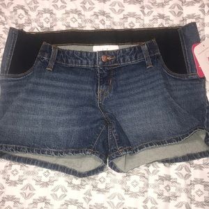 Maternity denim shorts